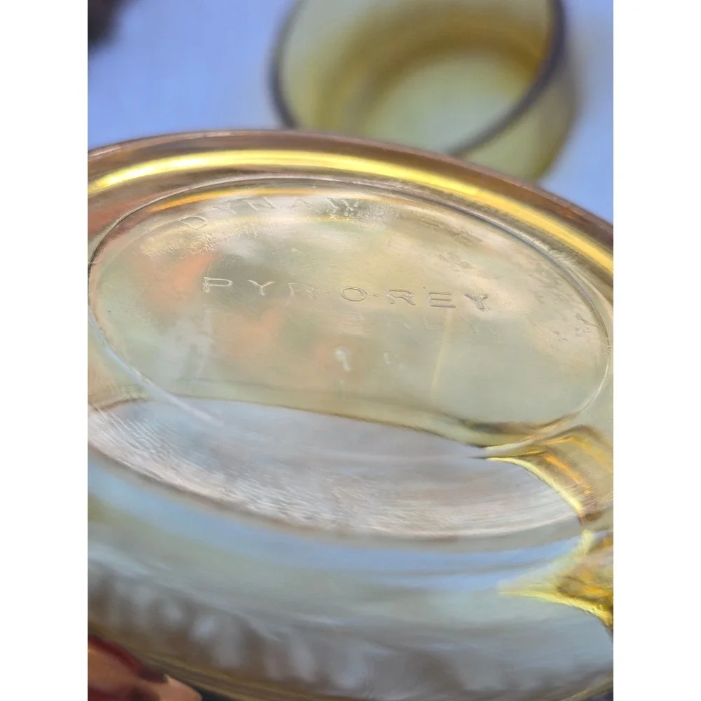 Pyr-O-Rey Amber Glass Custard Cups Set of 4 Tab Handled Ramekins Mexico 15‎